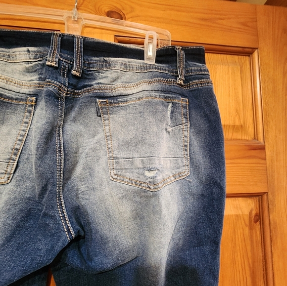 Flamingals Distressed Jeans Size 3X - Picture 9 of 9